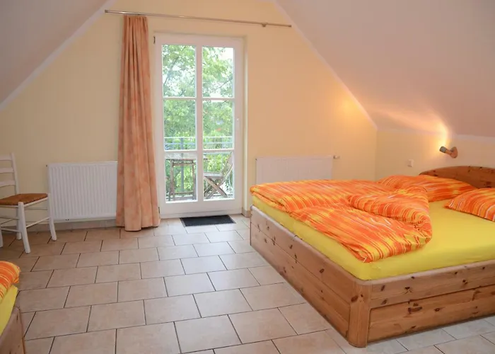 Apartment Ferienresidenz Am Strom Rostock